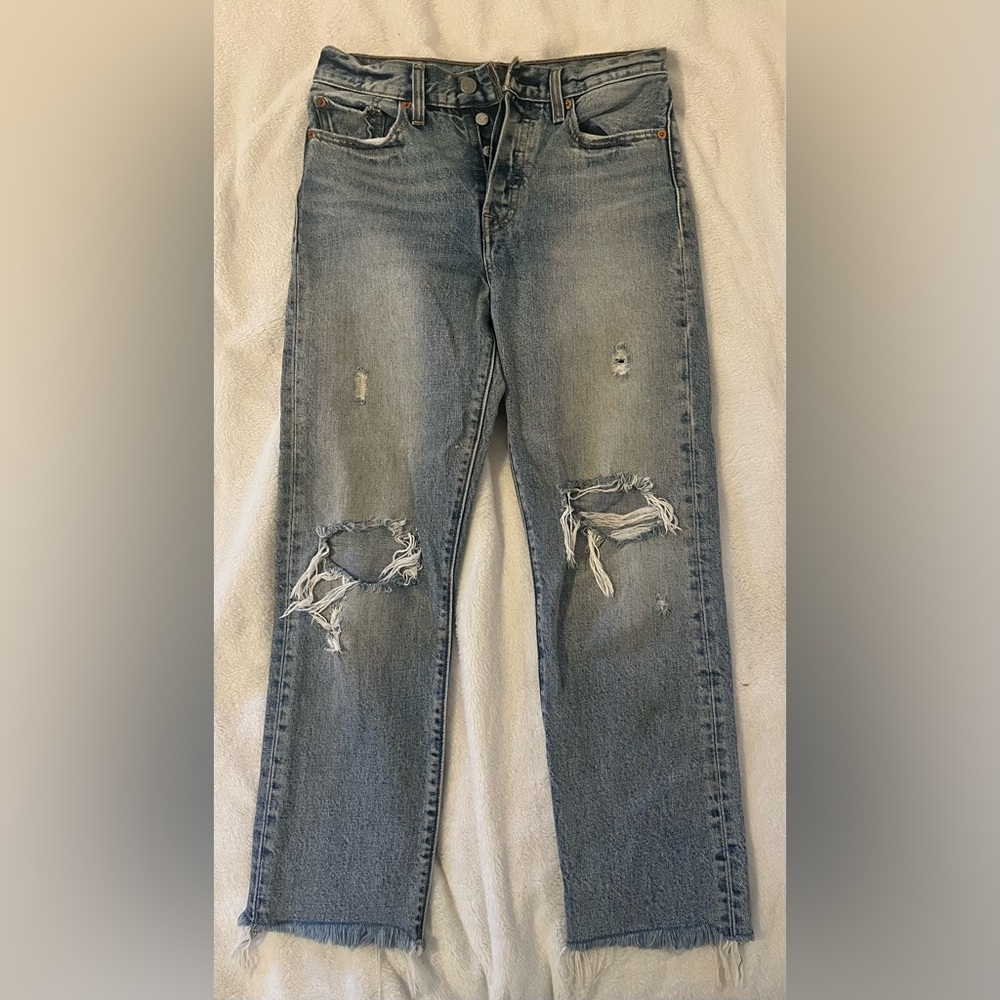 Levi’s Wedgie fit 27